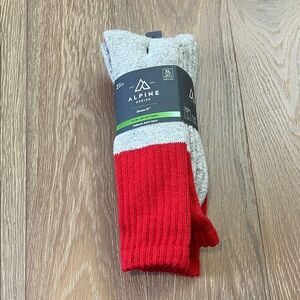 Alpine Design Men's Casual Red and Gray Socks